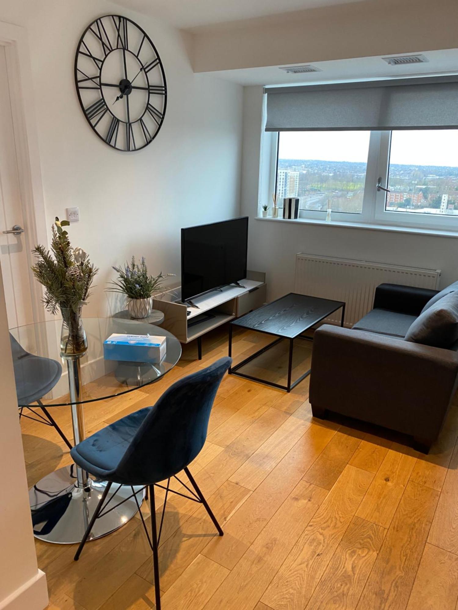 Morden 1 Bedroom City- Apt Central Stylish Living Croydon Bagian luar foto